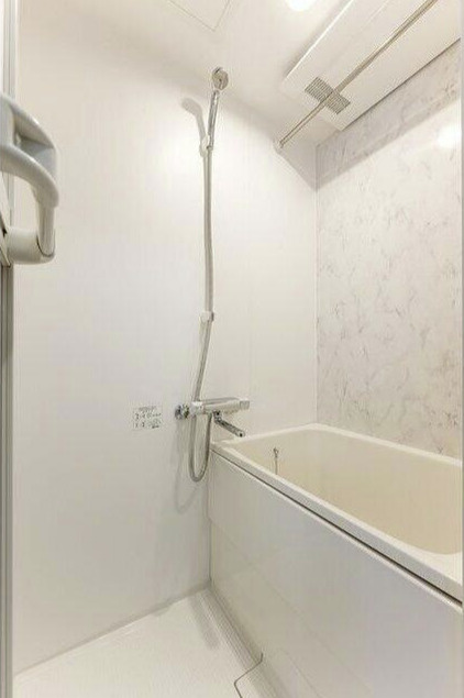 ＨＪ　ＰＬＡＣＥ　ＮＩＳＨＩＨＡＲＡの浴室