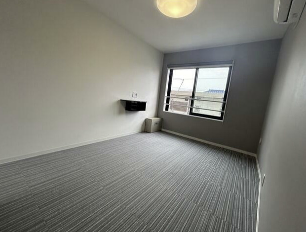 ＨＪ　ＰＬＡＣＥ　ＮＩＳＨＩＨＡＲＡの寝室