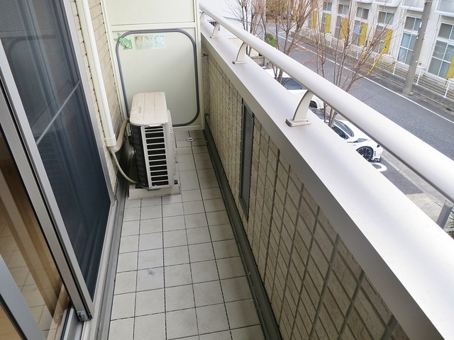 グランフィールドⅢのバルコニー|ワイドなバルコニーあります♪