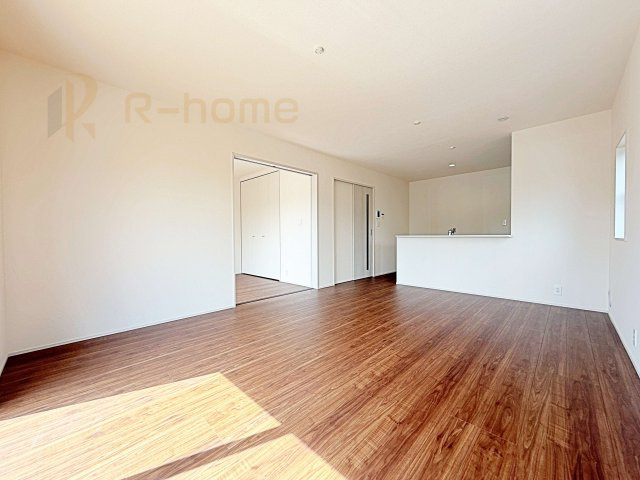 ひたちなか市足崎20期　新築戸建て　3号棟の外観|ご予約を頂ければ、『平日』はもちろん『早朝』や『夜間』もご見学可能です♪お気軽にお申し付けください♪