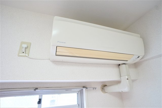 セイクリッド・トゥリーの設備|必需品ですねエアコン※別のお部屋の写真です