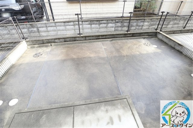 バーディーコートのバルコニー|パース写真