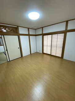 【居間・リビング】 | 今堅田②　貸店舗事務所　I邸