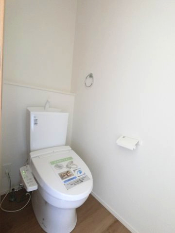 神埼市神埼町鶴１期1号棟の内観：施工例|清潔、快適なトイレです♪