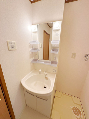 【洗面所】 | ラフィーネ Ｂ棟 | 洗面所