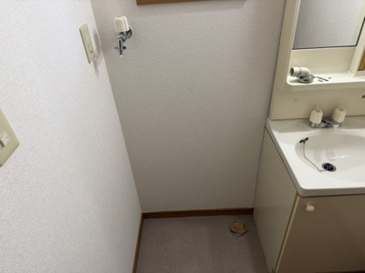 【設備】 | ファミールコヤマ | 室内洗濯機置場
