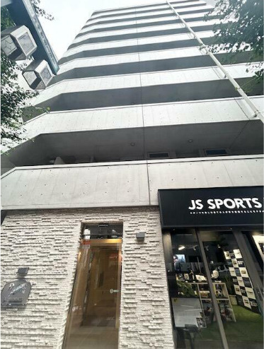 プレールドゥーク駒澤大学前　駅近　高層階　家具家電付き　ネット0