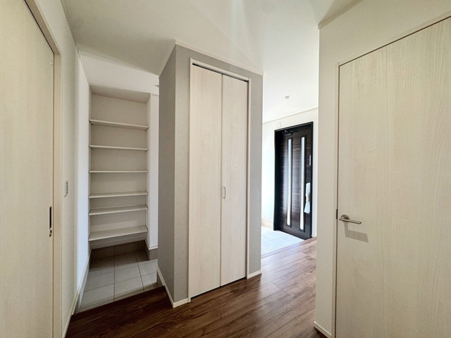 【玄関】 | 行田市谷郷3丁目39期　新築戸建　全6棟　5号棟