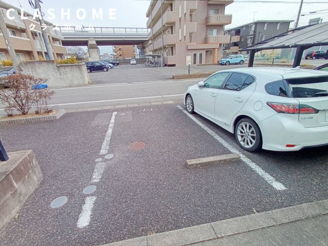 ケーナ保田　　刈谷市近郊の賃貸はクラスホーム刈谷店の駐車場