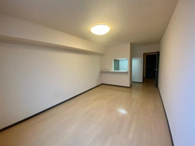 【居間・リビング】 | レオネクストＣｏｍｏ池袋３ | ゆったり過ごせる居間です