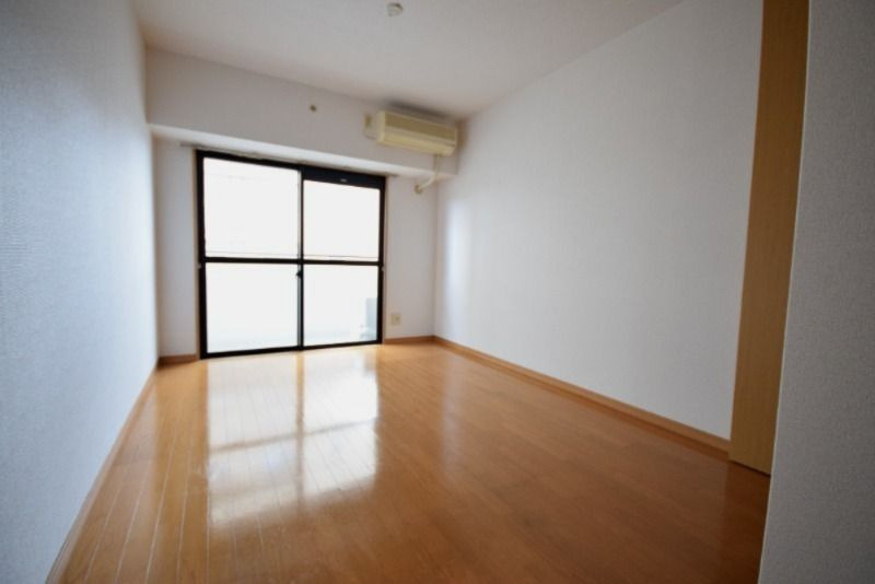 奈良屋グロリアスの居間・リビング