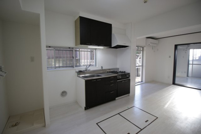 【キッチン】 | ユーコート東長崎 | 使いやすいキッチンです