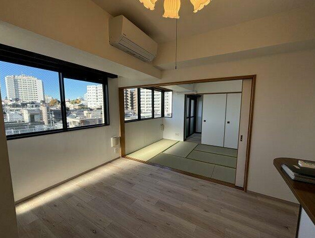 【居間・リビング】