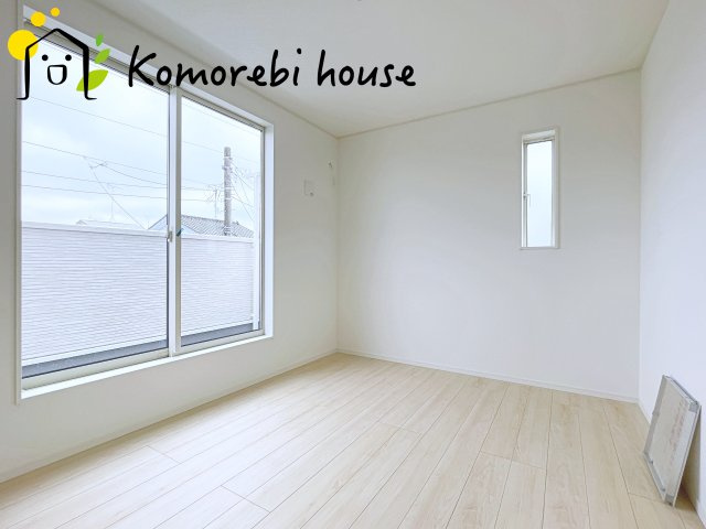 さいたま市西区土屋　第3　新築一戸建て　クレイドルガーデン　04の寝室|ゆとりの広さです