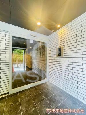 【エントランス】 | NINE RESIDENCE