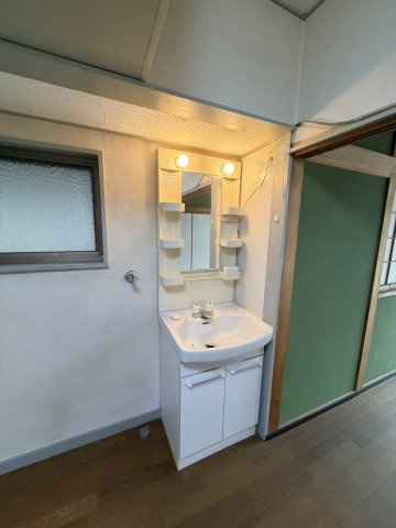 和歌山市三葛・中古戸建・54717の洗面所