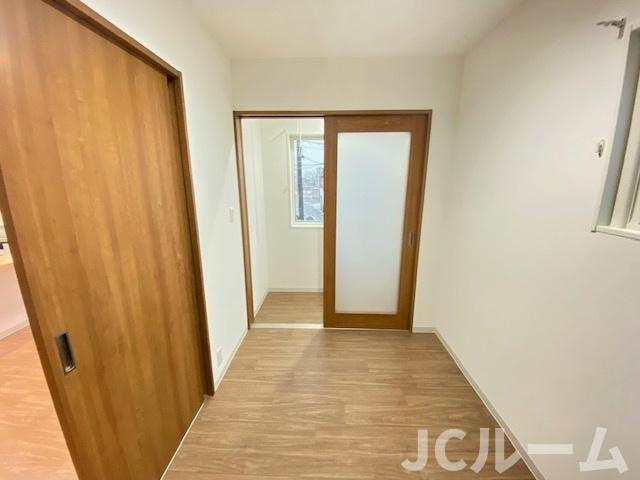 ヒルズソレイユの居間・リビング