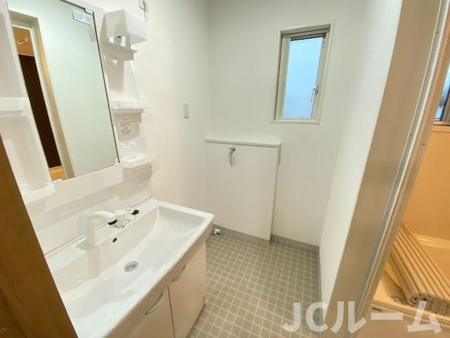 ヒルズソレイユの独立洗面台