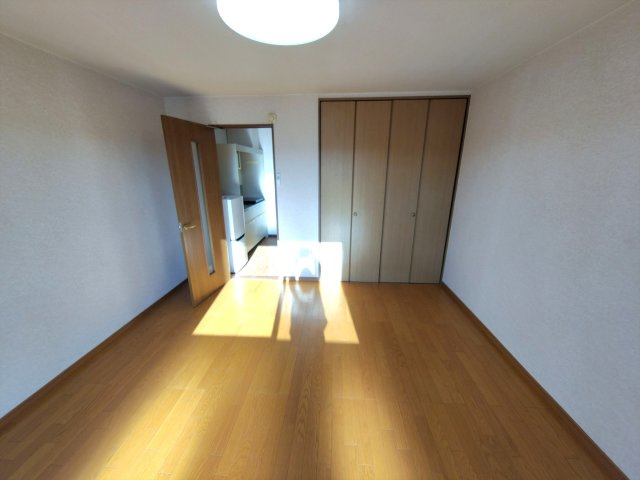 山城コーポＢ号棟の洋室