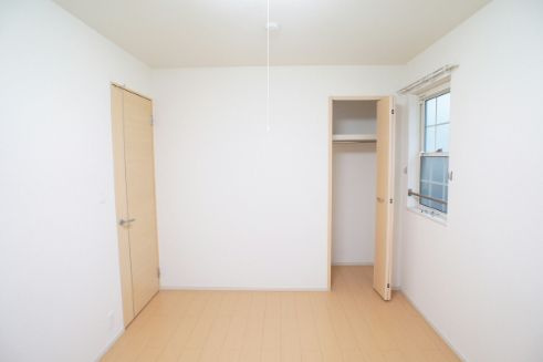 エミナンス南町の収納|※別号室の写真です。