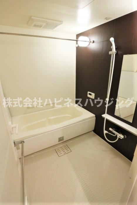 アヴェニール柏の葉の浴室