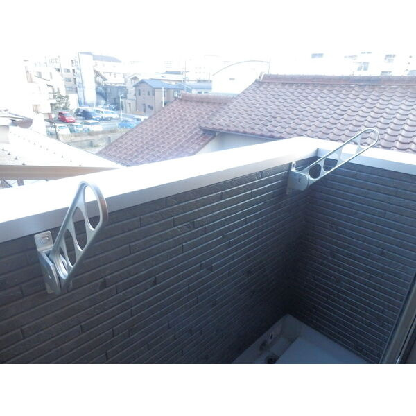 Creo日比野　名古屋市賃貸　仲介手数料無料のバルコニー