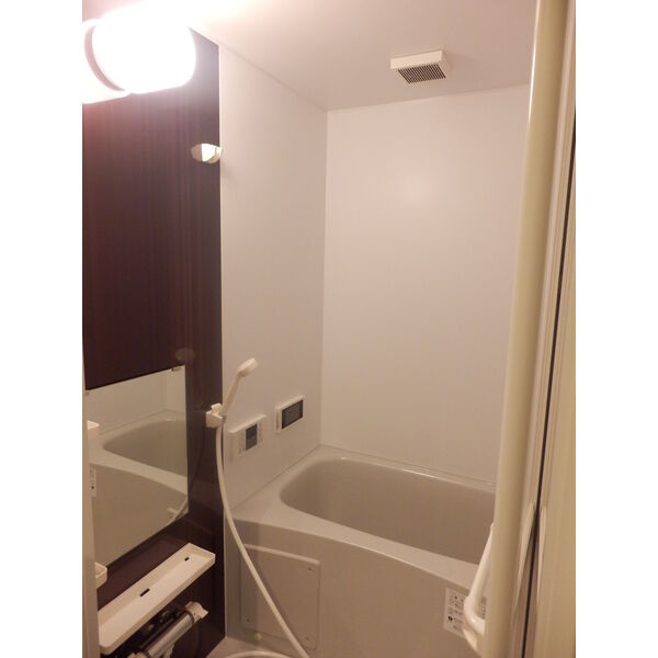 Creo日比野　名古屋市賃貸　仲介手数料無料の浴室