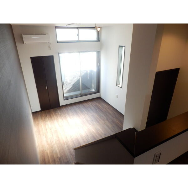 Creo日比野　名古屋市賃貸　仲介手数料無料の居間・リビング