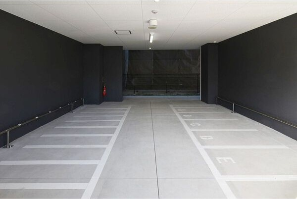 アドバンス名古屋シュテルンの駐車場|駐車場です