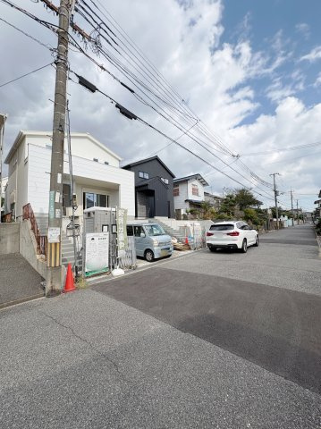 【前面道路含む現地写真】の画像