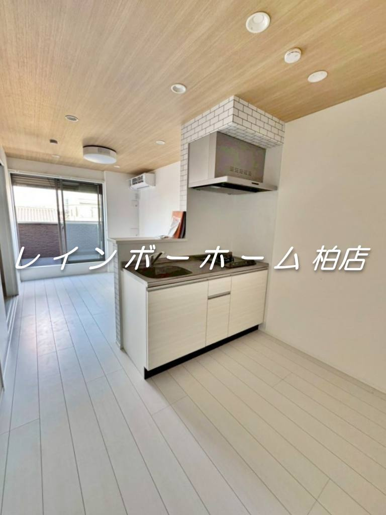 担当エリアのルームアドバイザーが直接対応いたしますのバルコニー|こちらの居間で趣味の時間をお楽しみください