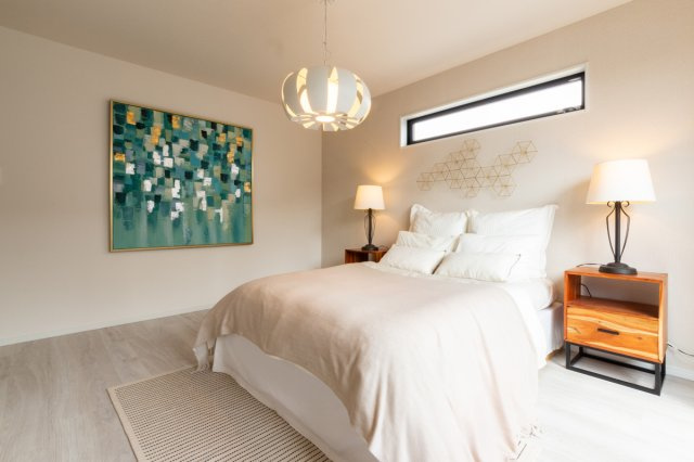 【その他】 | マイタウン浜甲子園　プレミアム　建築条件付き売土地♪ | 【同社施工例写真】
主寝室♪
全居室に収納があるので、収納には困りません♪