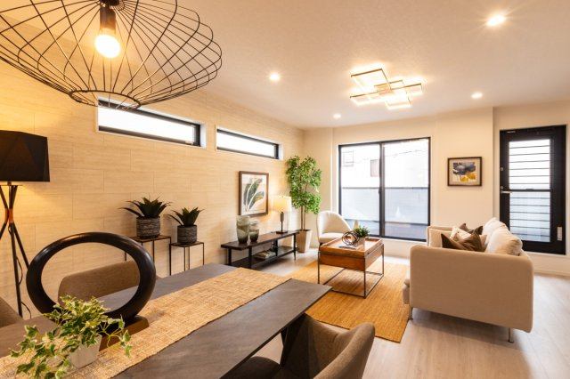 【その他】 | マイタウン浜甲子園　プレミアム　建築条件付き売土地♪ | 【同社施工例写真】床材・・・Panasonic製が標準仕様！LDKには、床暖房3か所標準で付いています♪