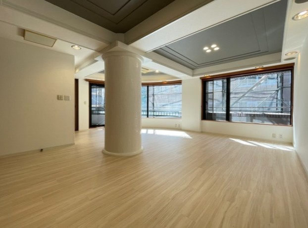 【居間・リビング】