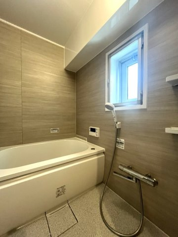 秀和第二自由が丘レジデンスの浴室