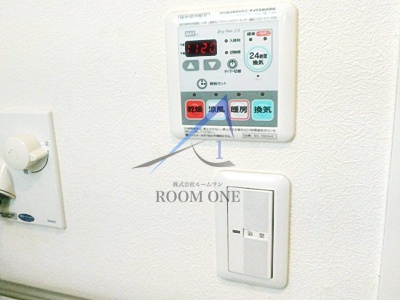 NOLLEY’S　白山の設備|浴室乾燥パネルです。