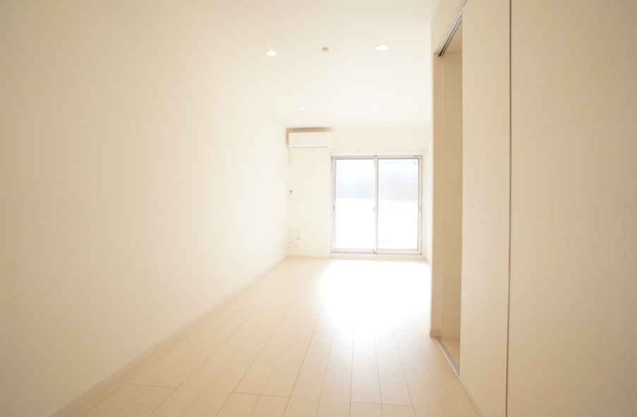 メゾン　ド　コンフォート　宮本Ａの居間・リビング