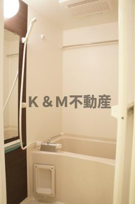 リブリ・アザレアの浴室|日々の暮らしに欠かせないお風呂です