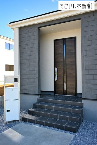 【玄関】 | Livele Garden.S加須市南大桑　【平屋】新築住宅 | ≪3号棟≫
現地(2026年1月撮影)