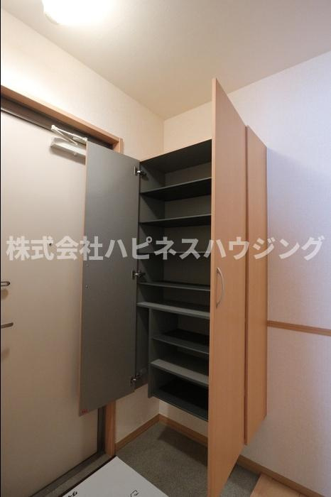 エシカルコートの玄関