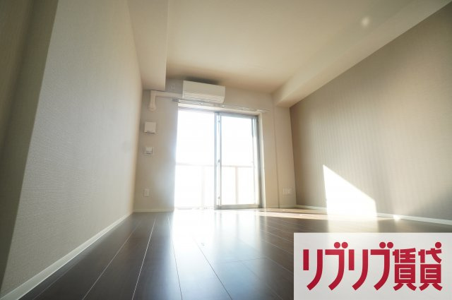 アーバンシャトー千葉中央の居間・リビング