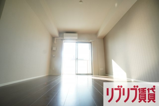 アーバンシャトー千葉中央の居間・リビング