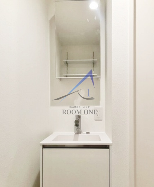 レオーネ千住新橋の洗面所|洗面台です。