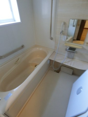 【浴室】 | 南三国ヶ丘町5丁店舗付貸家