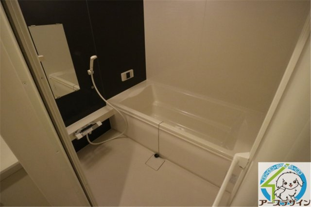 メゾン　ベルハープの浴室|パース写真