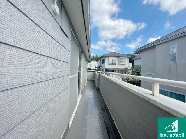 神戸市西区桜が丘　中古一戸建てのバルコニー|ワイドバルコニーは洗濯物を干すスペースが広いのでご家族が多くても安心！