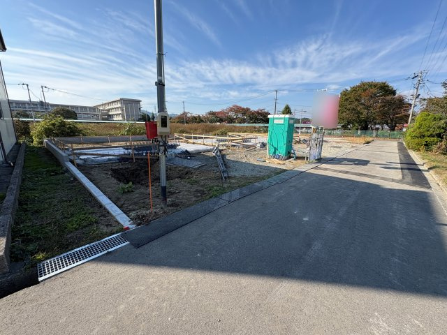 新築戸建・新築建売　南相馬市原町区西町三丁目【オール電化住宅】原町三小・原町一中の前面道路含む現地写真