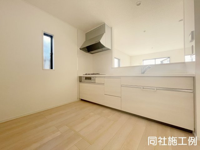 新築戸建・新築建売　南相馬市原町区西町三丁目【オール電化住宅】原町三小・原町一中のキッチン|同社施工例