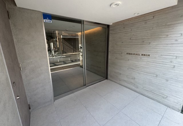 アトリオフラッツ清澄白河のエントランス