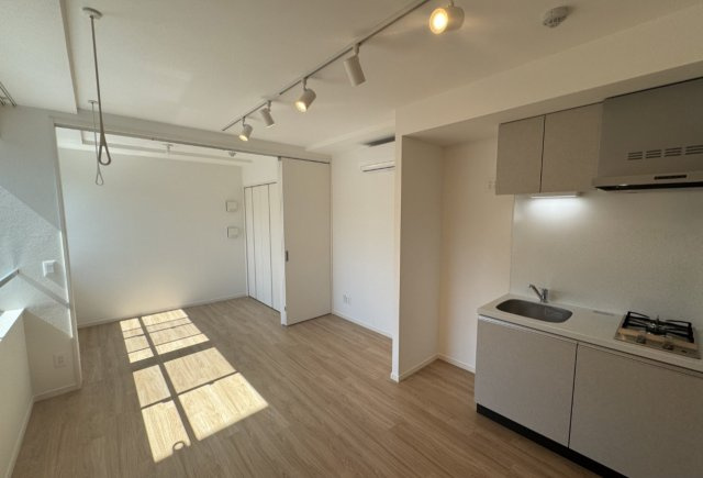 アトリオフラッツ清澄白河の居間・リビング